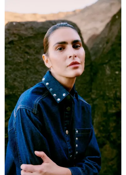 CAMISA VAQUERA TACHUELAS RELAXED KAYJA B.YOUNG